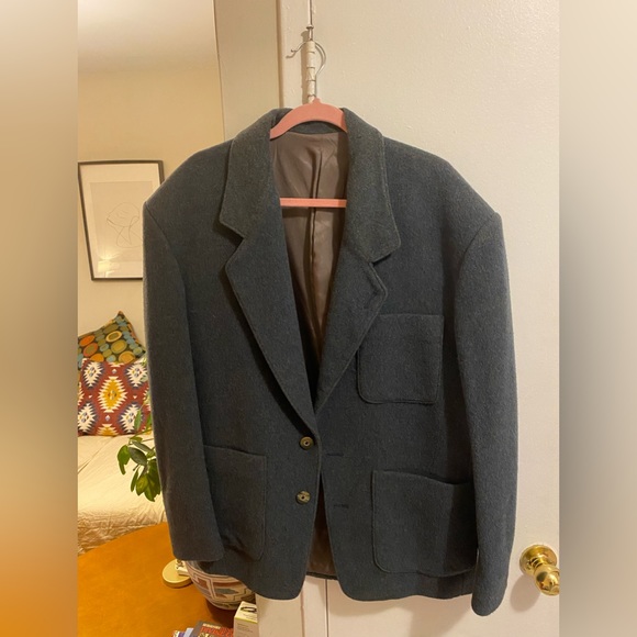 Women’s Woollen Blazer with Shoulder Pads - Picture 2 of 2